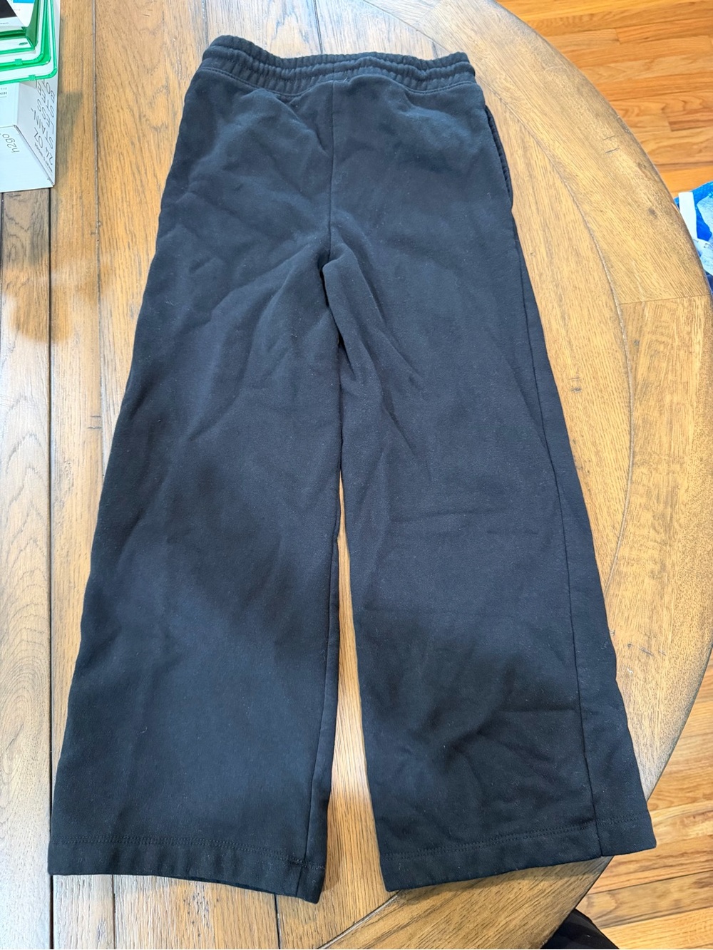 Nike Air Jordan Kids Black Fleece Joggers with White Jumpman - Picture 7 of 7